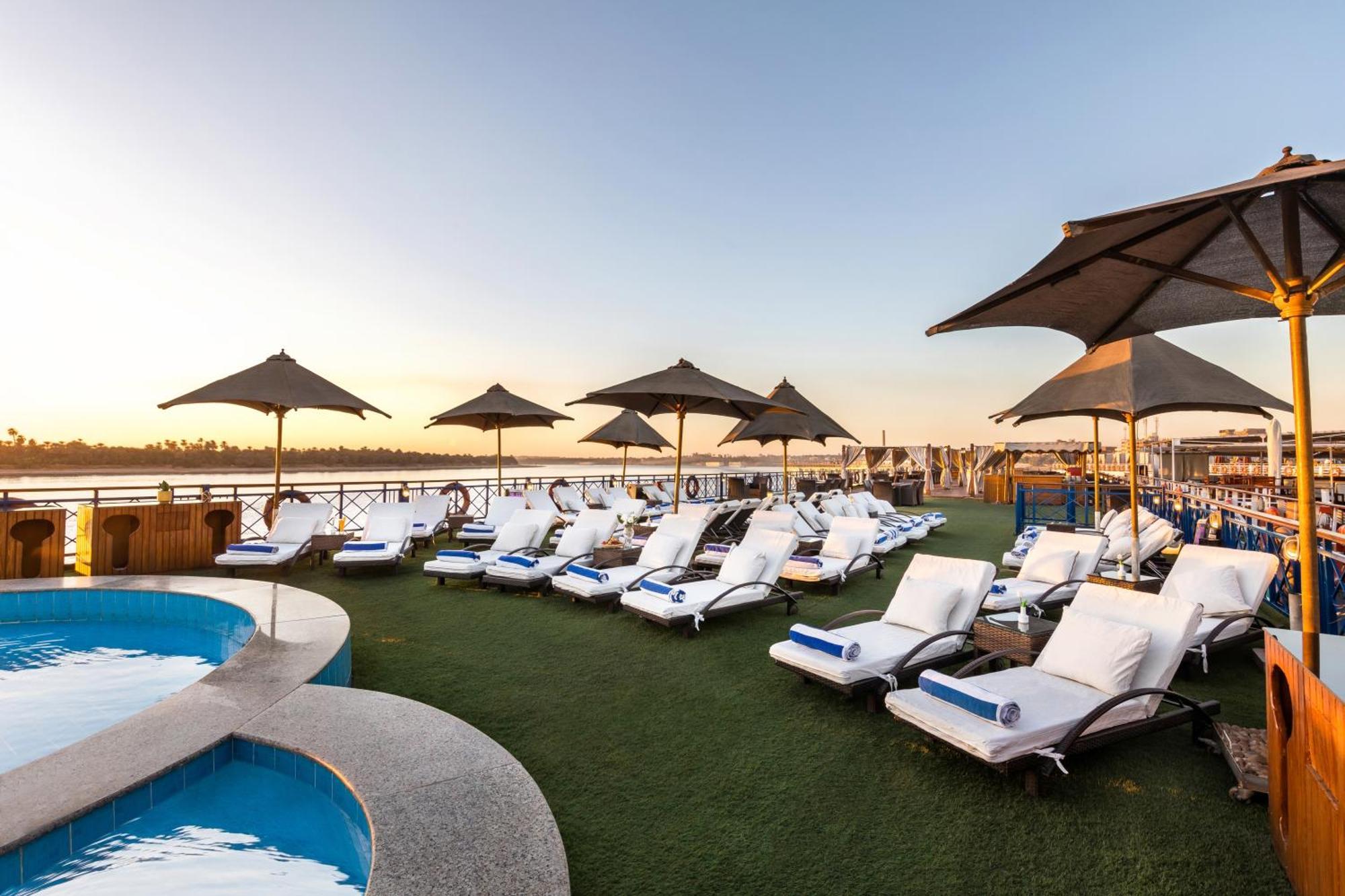 M/S Esmeralda Nile Cruise - 4 Or 7 Nights From Luxor Each Monday And 03 Nights From Aswan Each Friday Εξωτερικό φωτογραφία